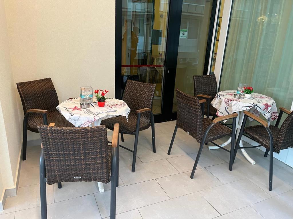 Hotel Vienna Rivazzurra Rimini Extérieur photo