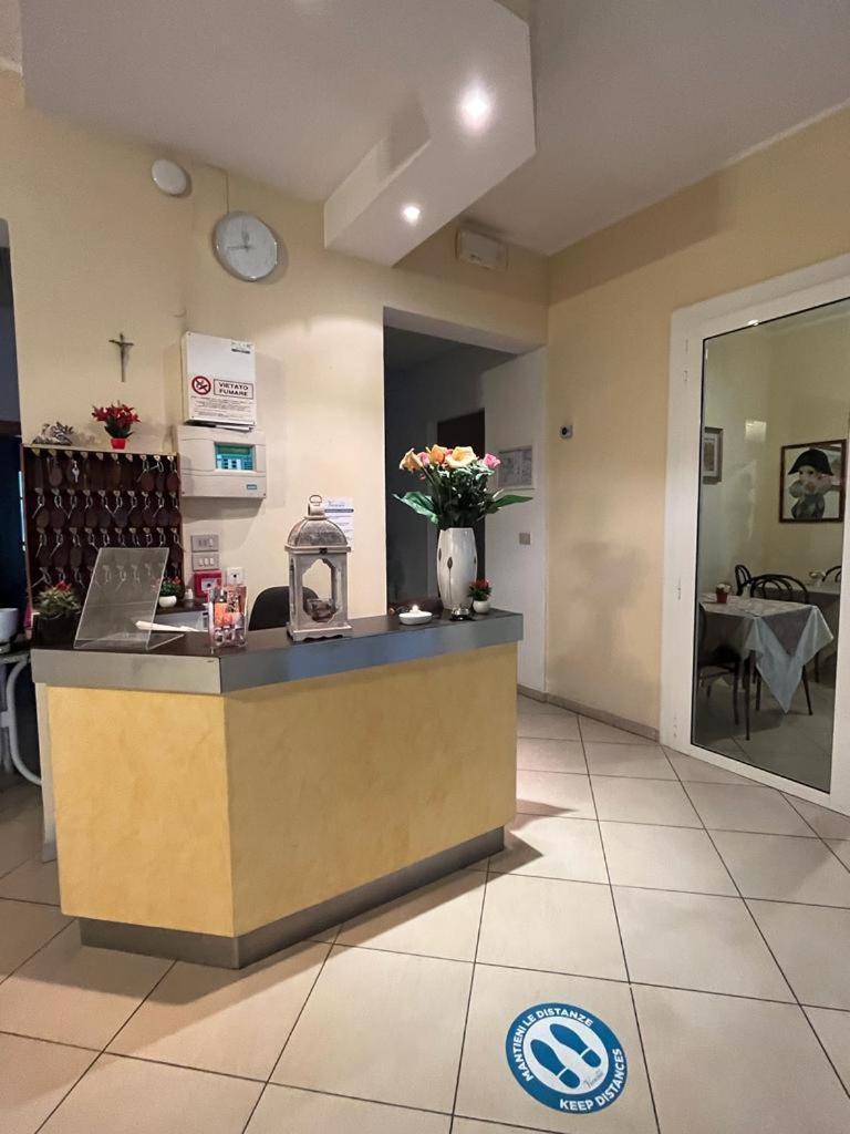 Hotel Vienna Rivazzurra Rimini Extérieur photo