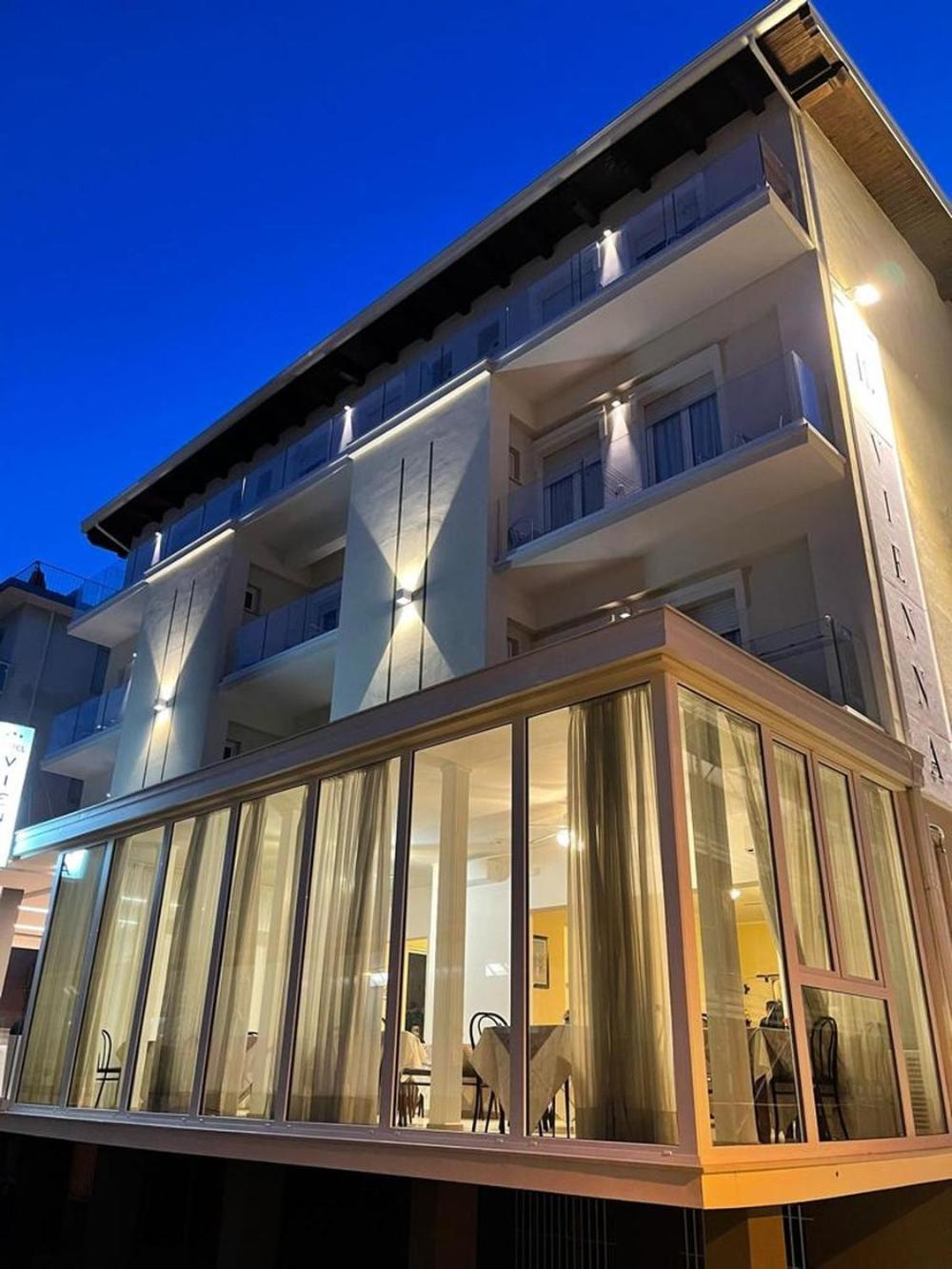 Hotel Vienna Rivazzurra Rimini Extérieur photo